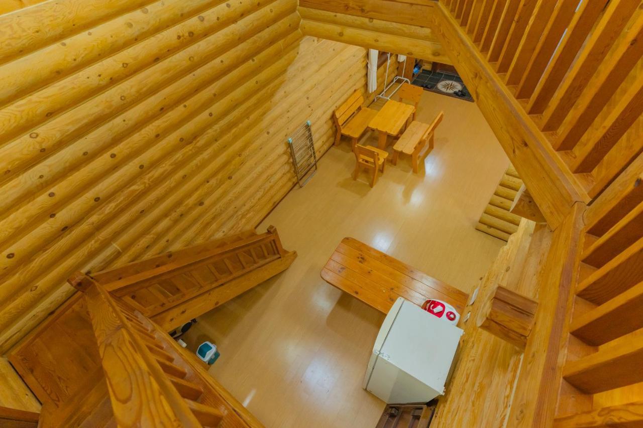 Jungmun Log Pension&Resort Seogwipo Bagian luar foto