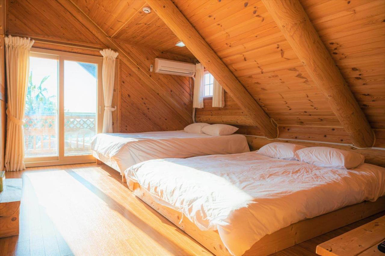 Jungmun Log Pension&Resort Seogwipo Bagian luar foto